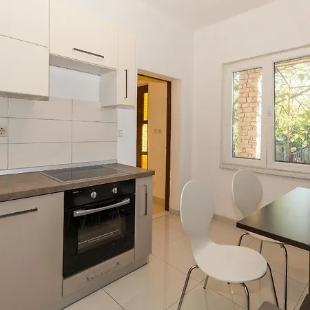 Garden ビオグラード・ナ・モル