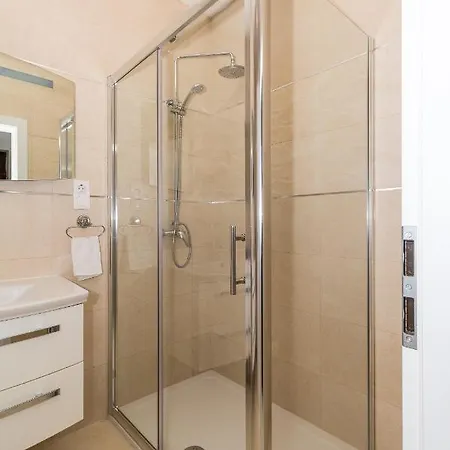 Apartment Garden Biograd Na Moru
