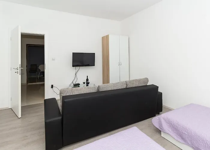Garden Apartment